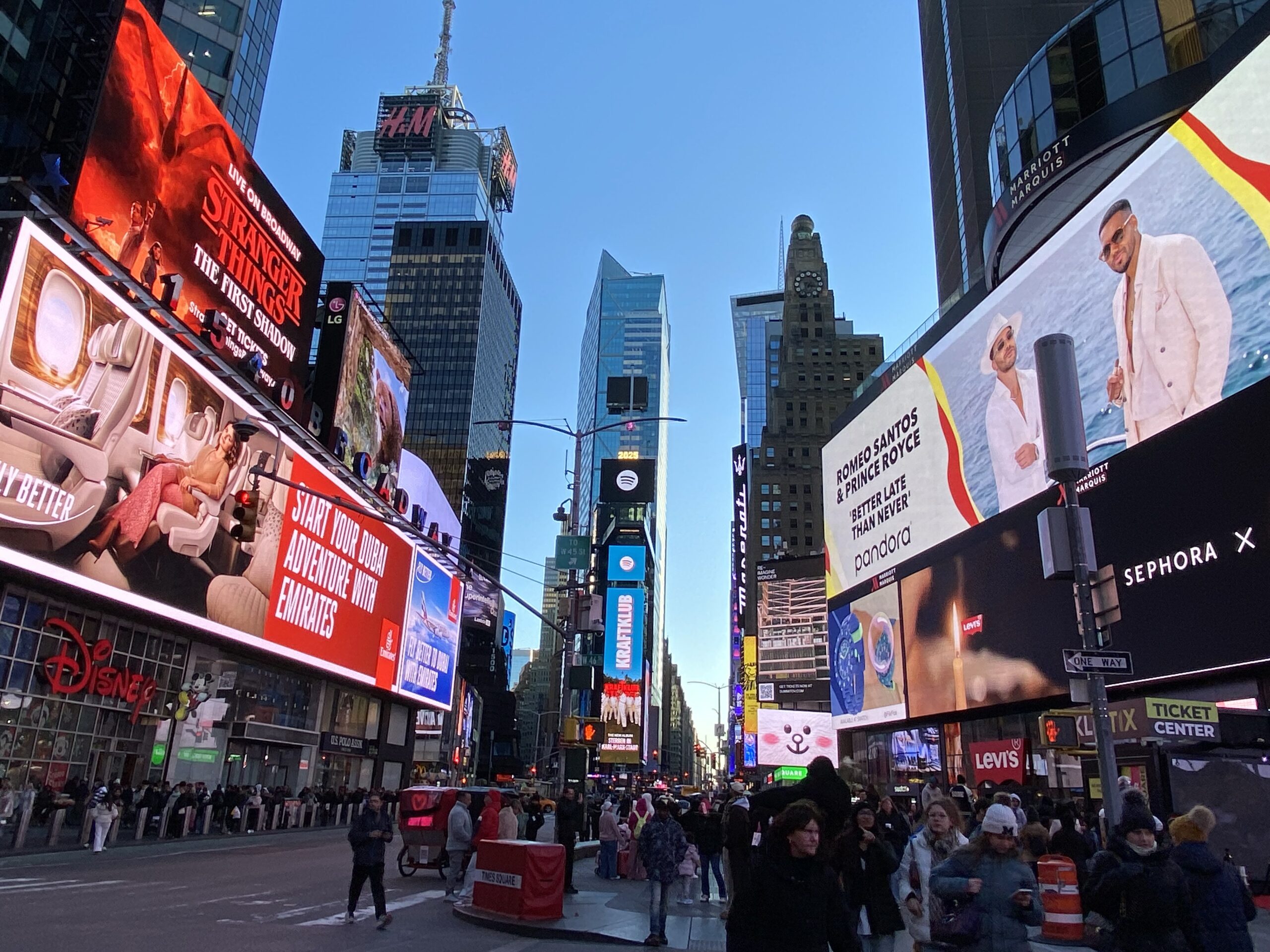 Times Square Shopping & Visitor Tips